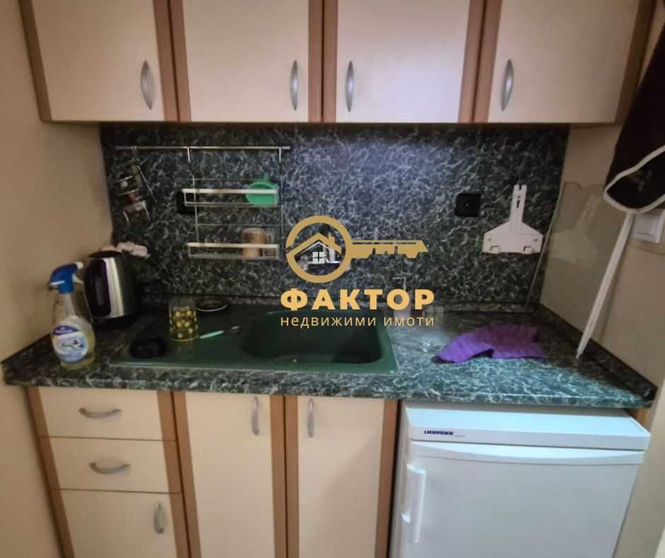 Продава се Тристаен апартамент в Пловдив, Тракия - 139 кв.м за 559 €/кв.м - Снимка #2