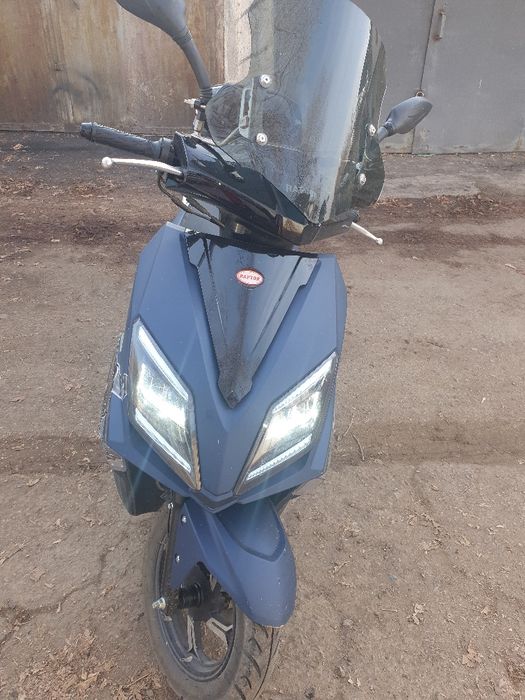 Продам скутер Раптор