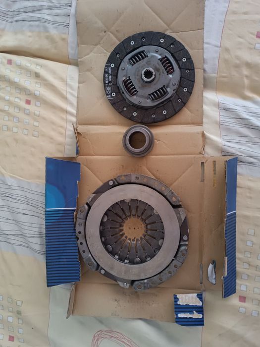 Kit NOU ambreiaj Sachs pentru Opel