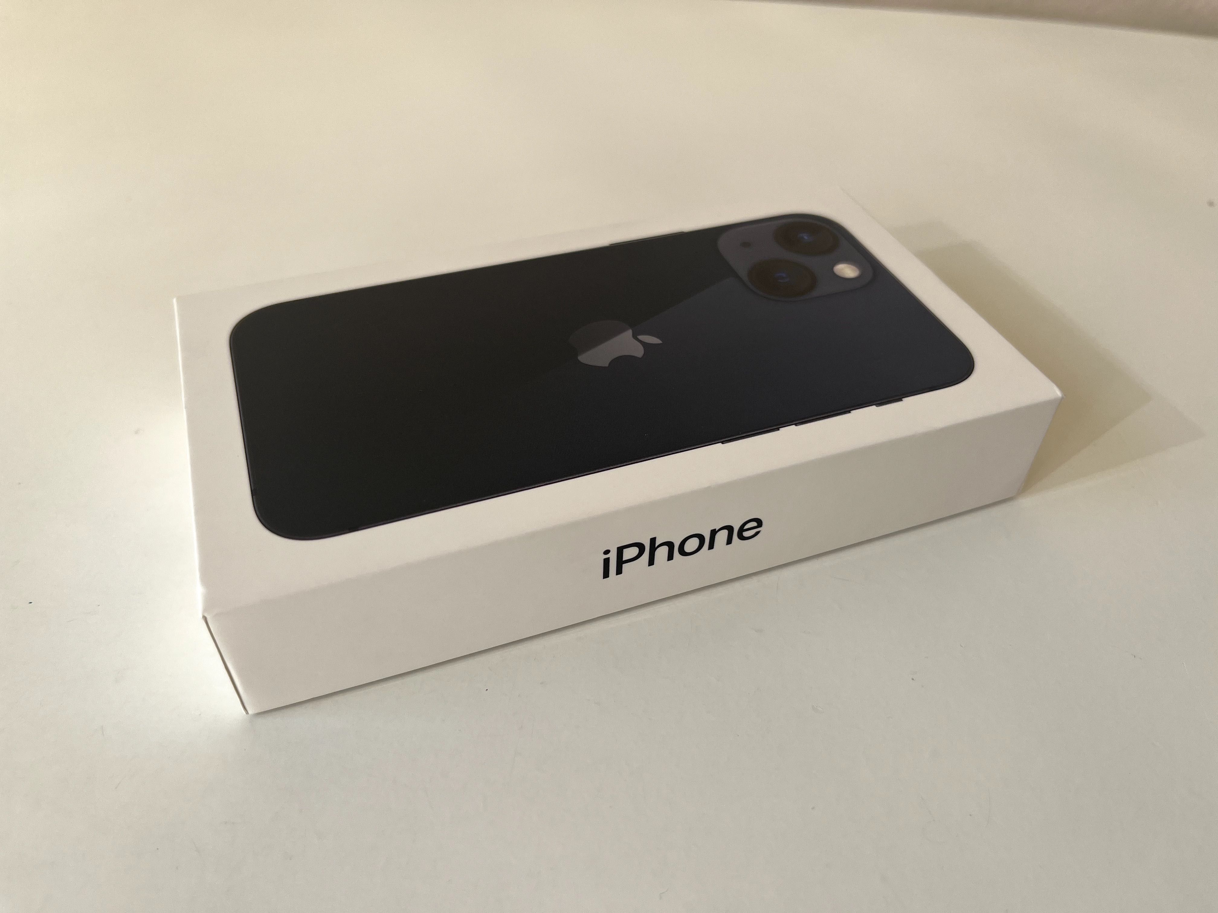 Apple кутия iPhone