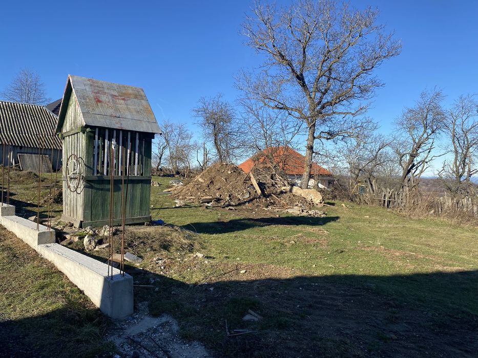 Casa La Munte Noua +Teren 1420mp In Ținutul Padurenilor Com Batrana