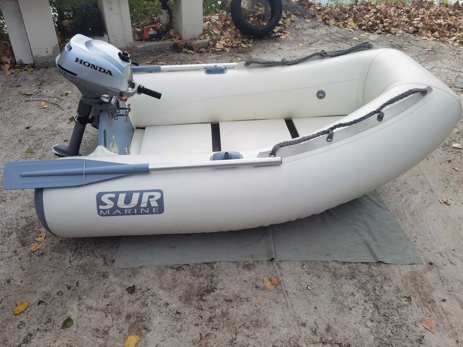 Лодка марка/Sur Marine LT220/в комплект с двигател Honda BF2.3D