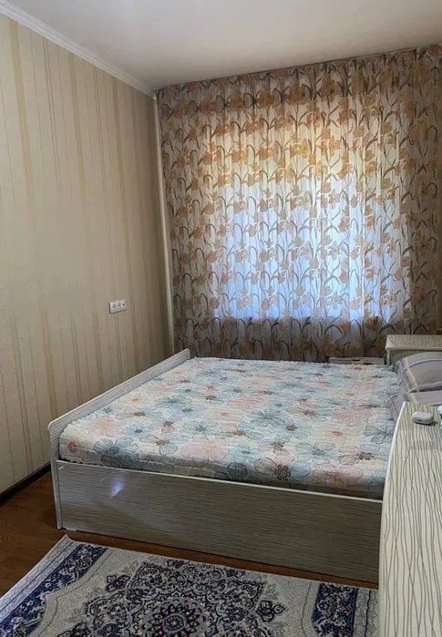 Срочно продаётся квартира 5/2/5, в Юнусабадском районе 16 квартал