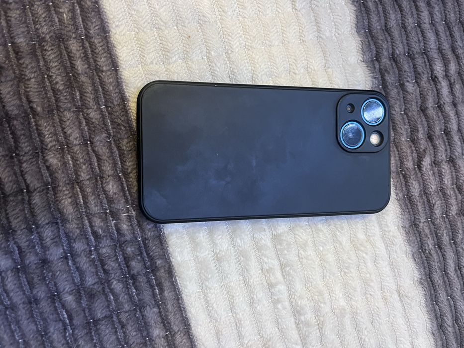 Айфон 13-й мини в хорошем состоянии