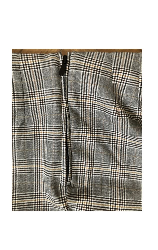 Pantaloni elastici Zara