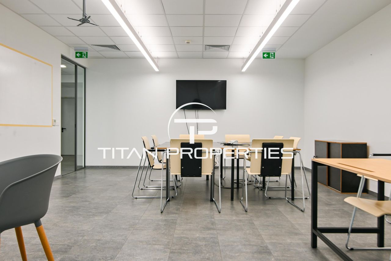 Дава се под наем Офис в София, Център - 360 кв.м за 3240 € - Снимка #9