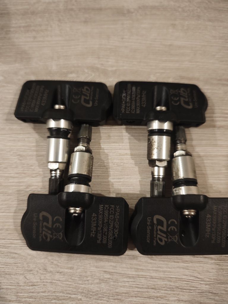 Датчици/TPMS сензори за налягането в гумите за Мерцедес GLC