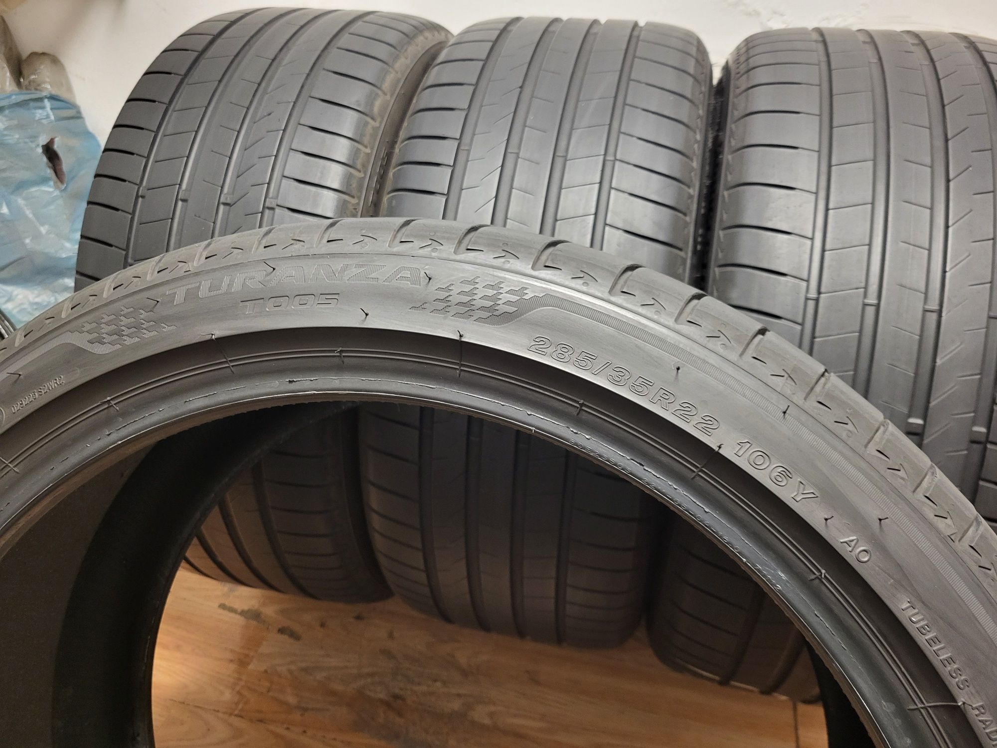 285/35/22 Bridgestone DOT23 / летни гуми