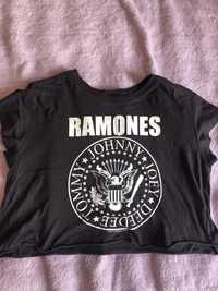 Tricouri ramones , misfits zara super pret