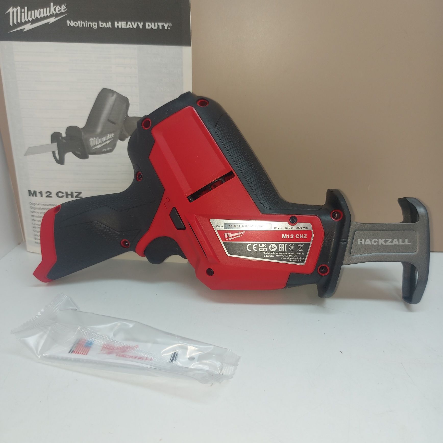 Акумулаторен саблен трион MILWAUKEE M12 CHZ-0