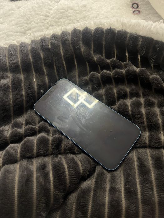 Iphone 12 5g 64 gb ,blue