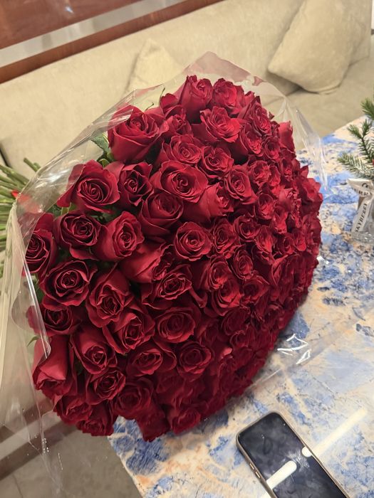 Продам букет из 101 розы