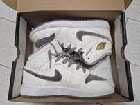 Pantofi Nike Air Jordan 1 Mid