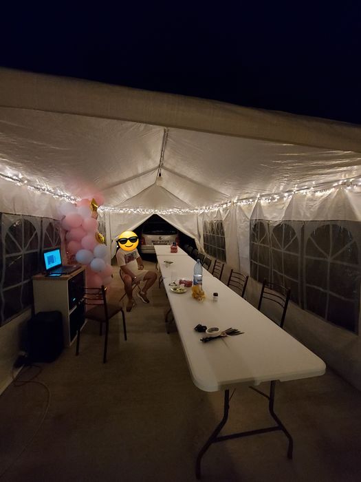 Cort de evenimente 20 de persoane