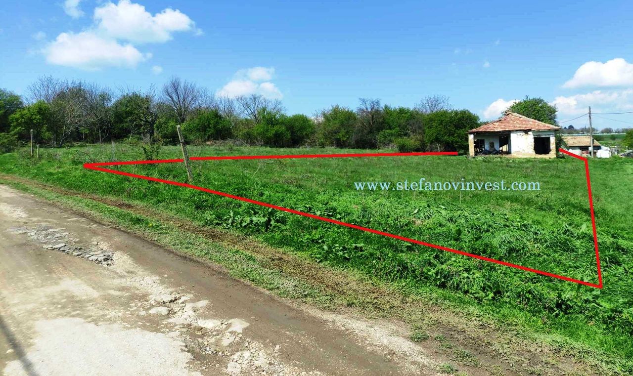 Продава се Къща в с. Аврен, Област Варна - 50 кв.м за 430 €/кв.м - Снимка #3