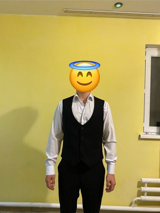 Кастюм сатылады.