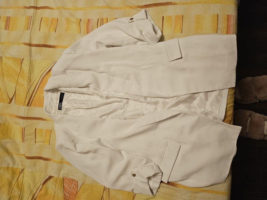 Продавам нови дрехи