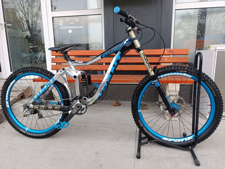 Планински велосипед Мекица GIANT GLORY за скачане. 26/M.