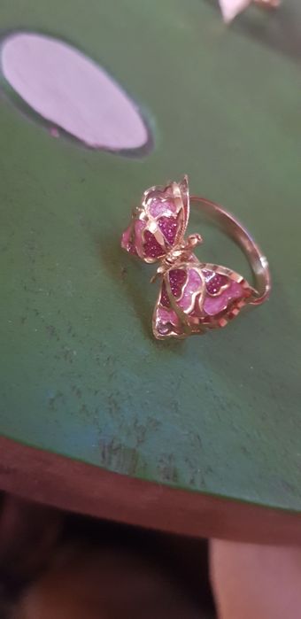 Inel din aur de 14k in forma de fluturas