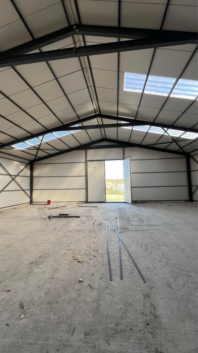 Vând structura metalica  10x12