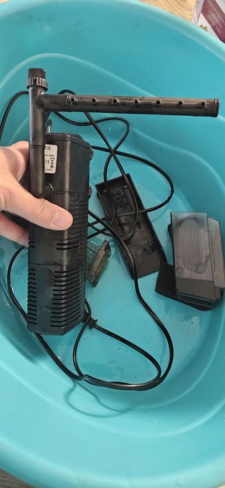 Filtru intern acvariu