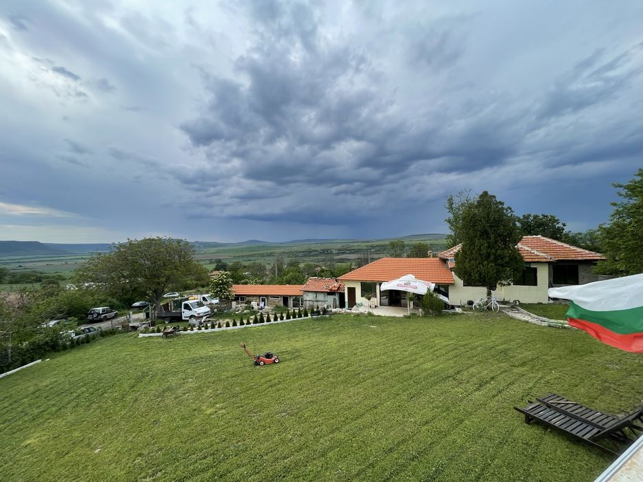 Продава се Къща в с. Петров дол, Област Варна - 150 кв.м за 1667 €/кв.м - Снимка #1