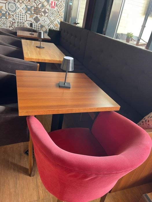 Vand mobilier cafenea