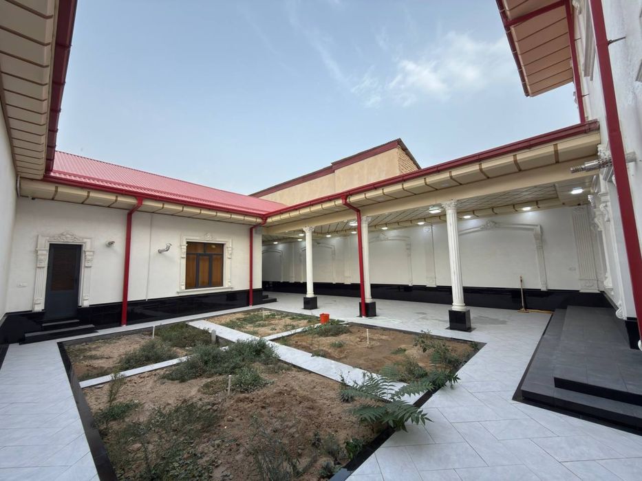 Motridan uy sotiladi