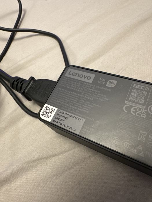 Încarcator laptop Lenovo 65W Type-C