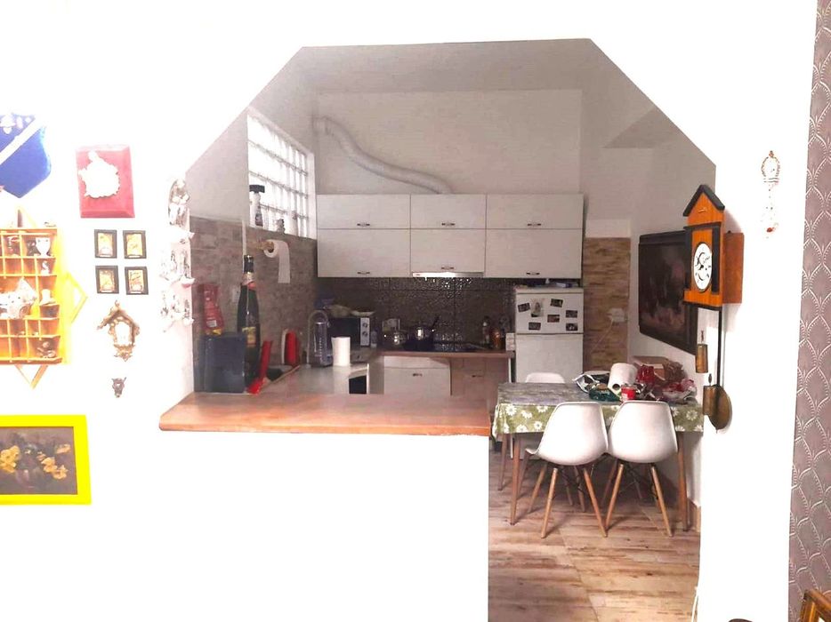 Apartament ultracentral 3 camere de vanzare