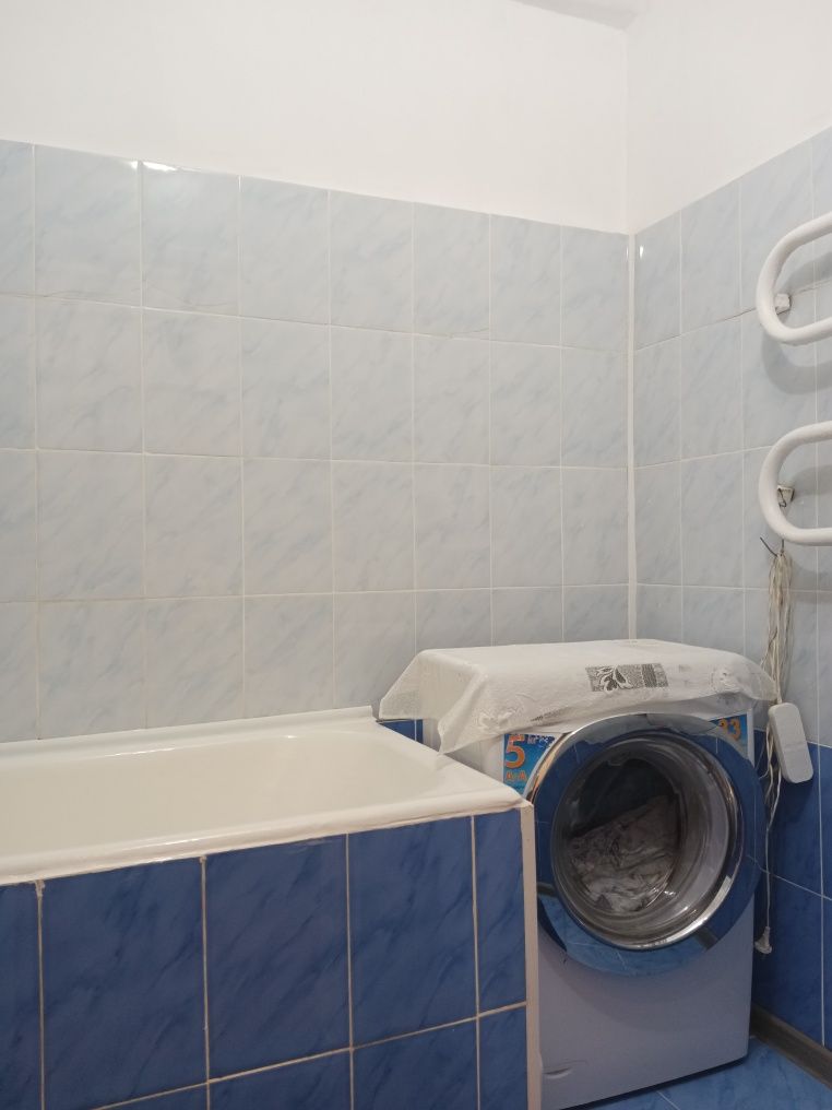 Продам 2 комнатную квартиру на Исиналиева 12
