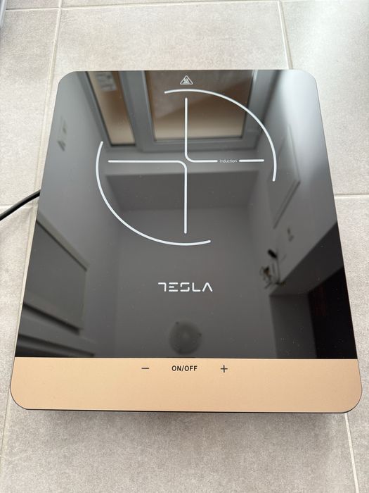 Plita cu inductie Tesla