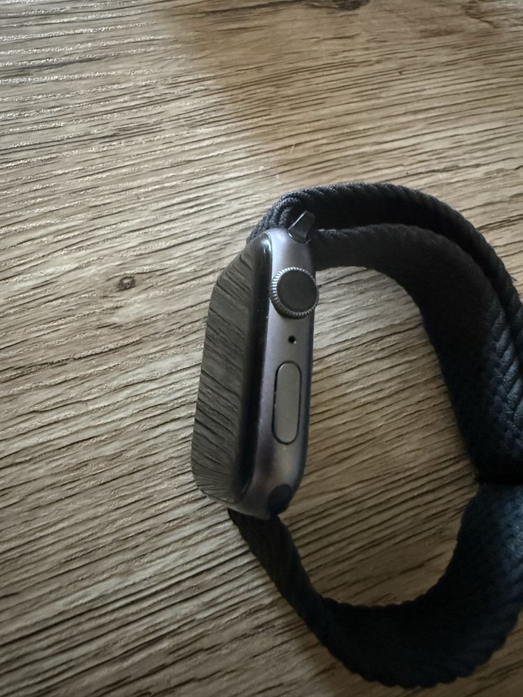Apple Watch Series 4 44mm GPS Space Grey