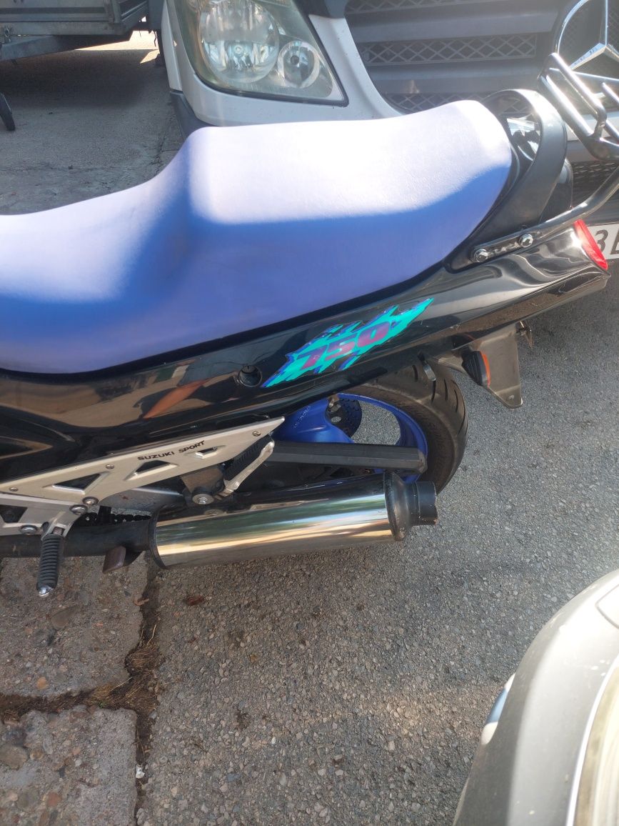 Пистов мотор Suzuki sport 750kуб.