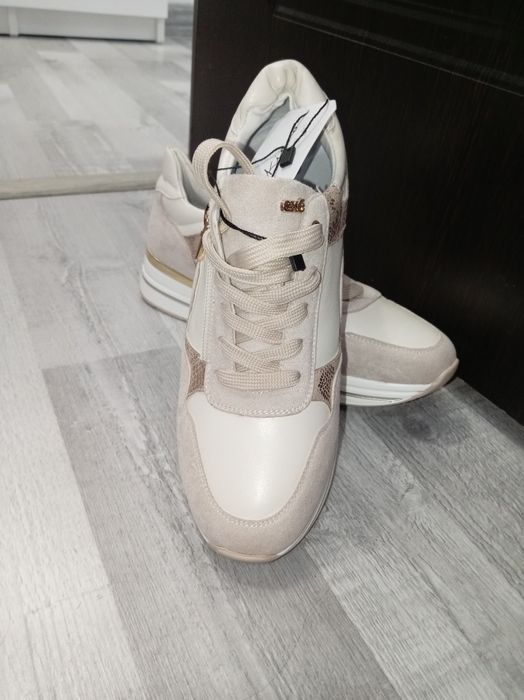 Adidași dama, marime 39