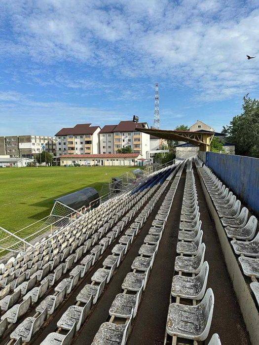 Vanzare la licitatie STADION și Sala de Sport - Galati
