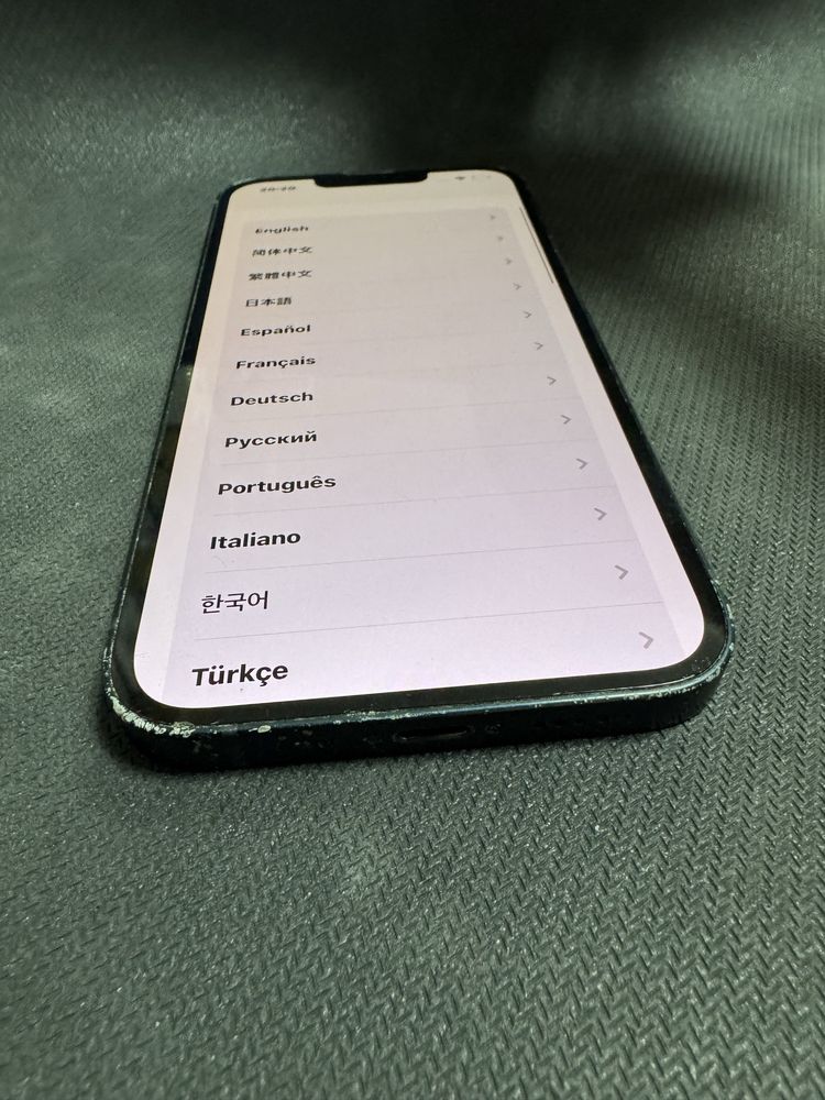 iPhone 13 128gb - заключен с айклауд