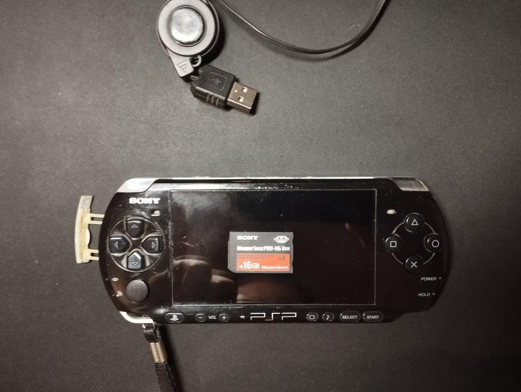 PSP (PlayStation Portable) 3000