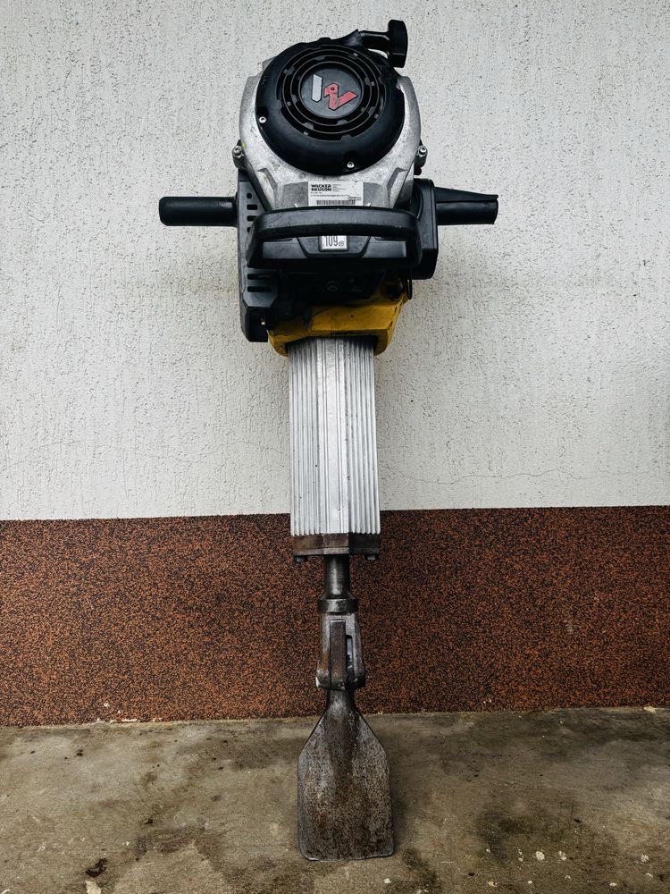 Picammer / Ciocan Demolator Wacker BH65, motor benzina, 65Jouli, 2022!
