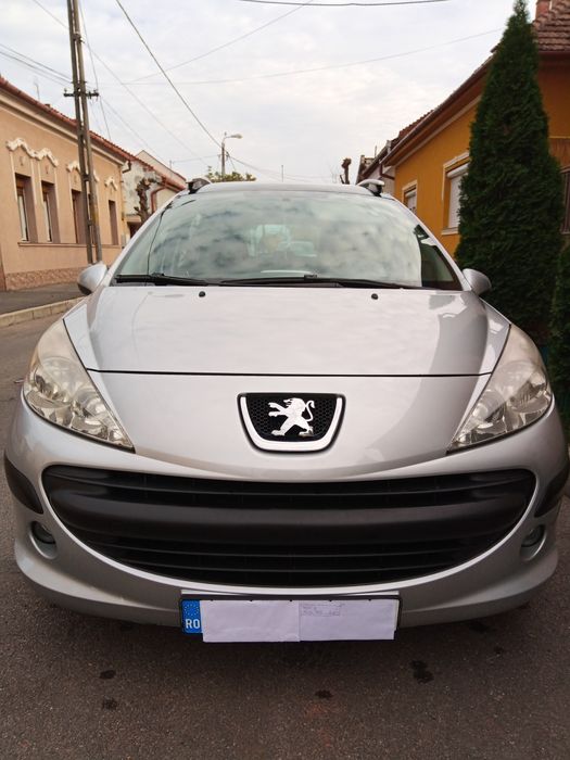 Vând sau schimb Peugeot 207 sw