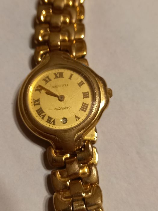 Ceas Zenit de dama elvetian