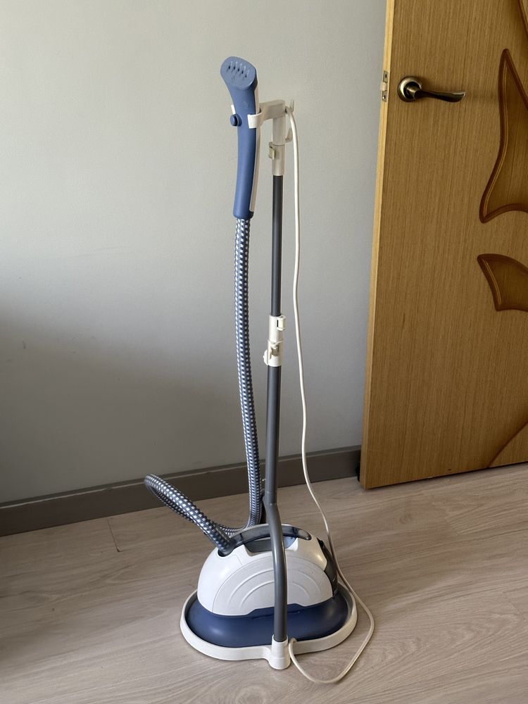 Отпариватель Philips GC.