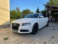 Audi a4 b8 2.0 tdi S-line