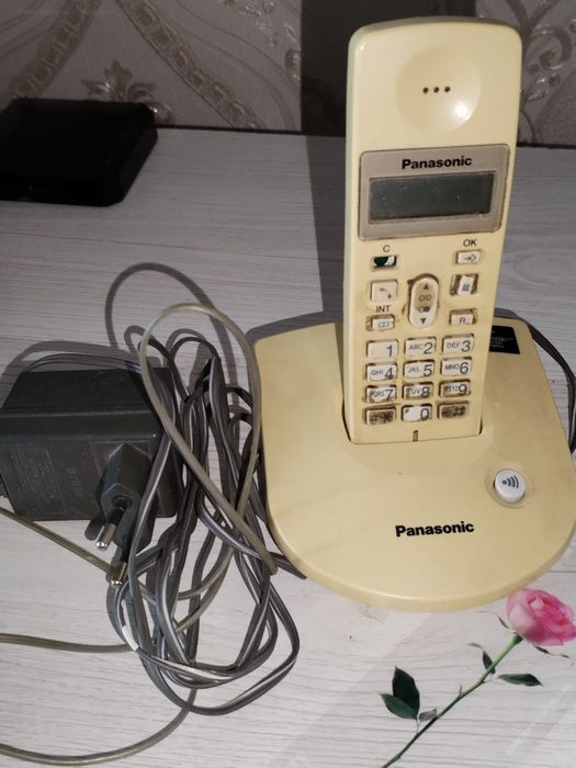 Продам телефон Панасоник