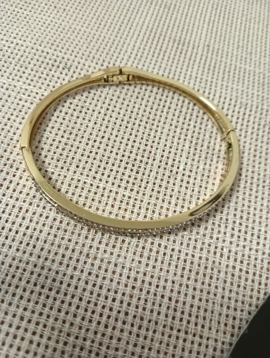 Vând brățară de femei aur 9 carate