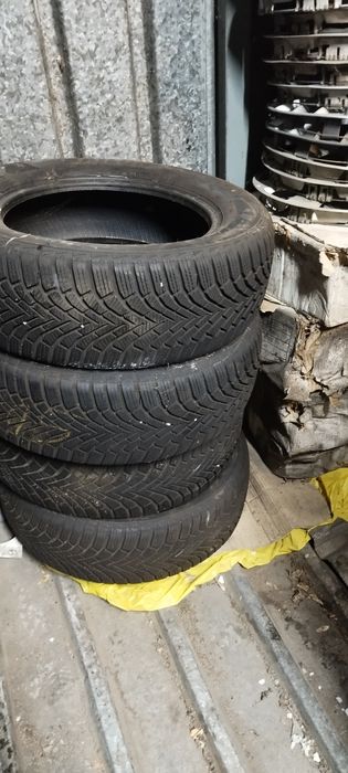 4бр Зимно гуми 215 60 16
