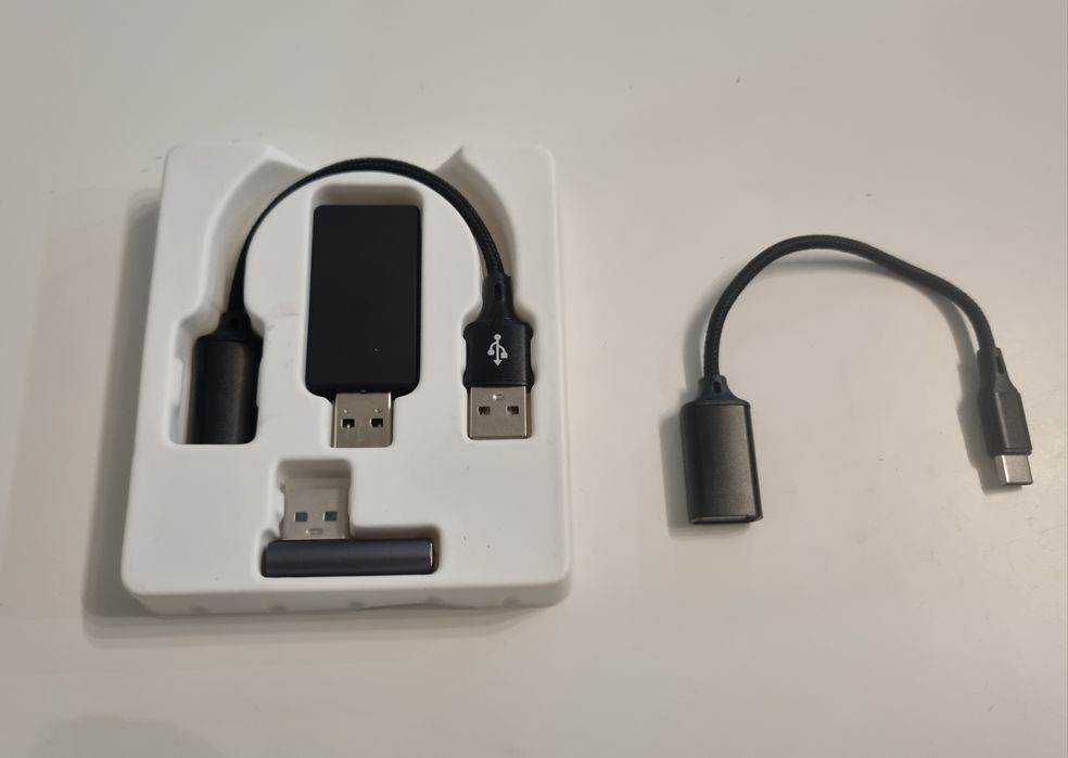 CarPlay USB адаптер за iPhone за автомобил
