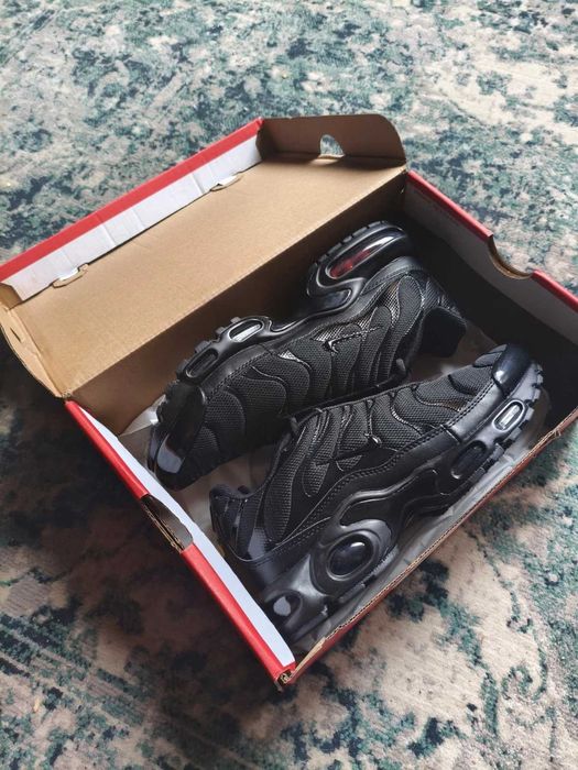 Air Max TN Triple Black  (36-44)