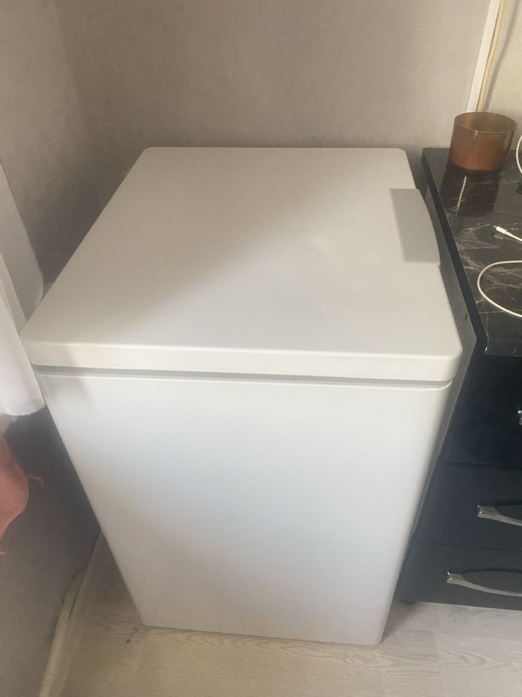 Продам морозильную камеру