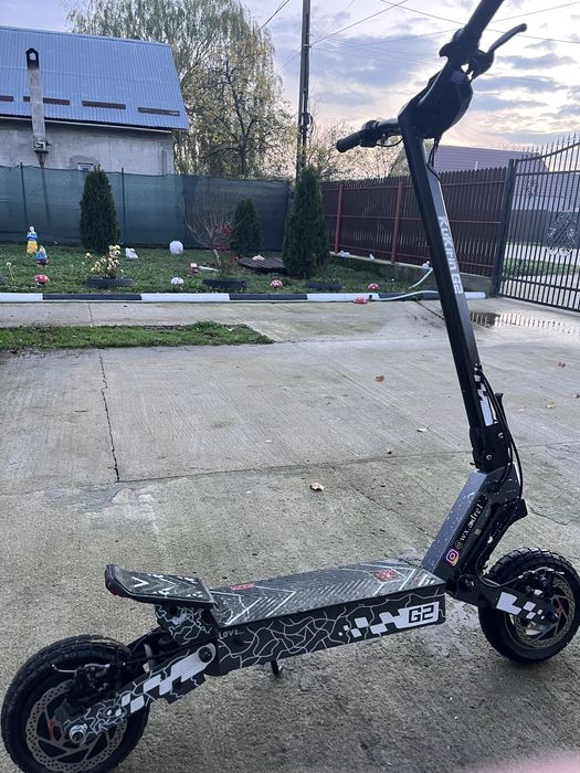 Vand trotineta Kukirin G2 sau schimb cu Iphone